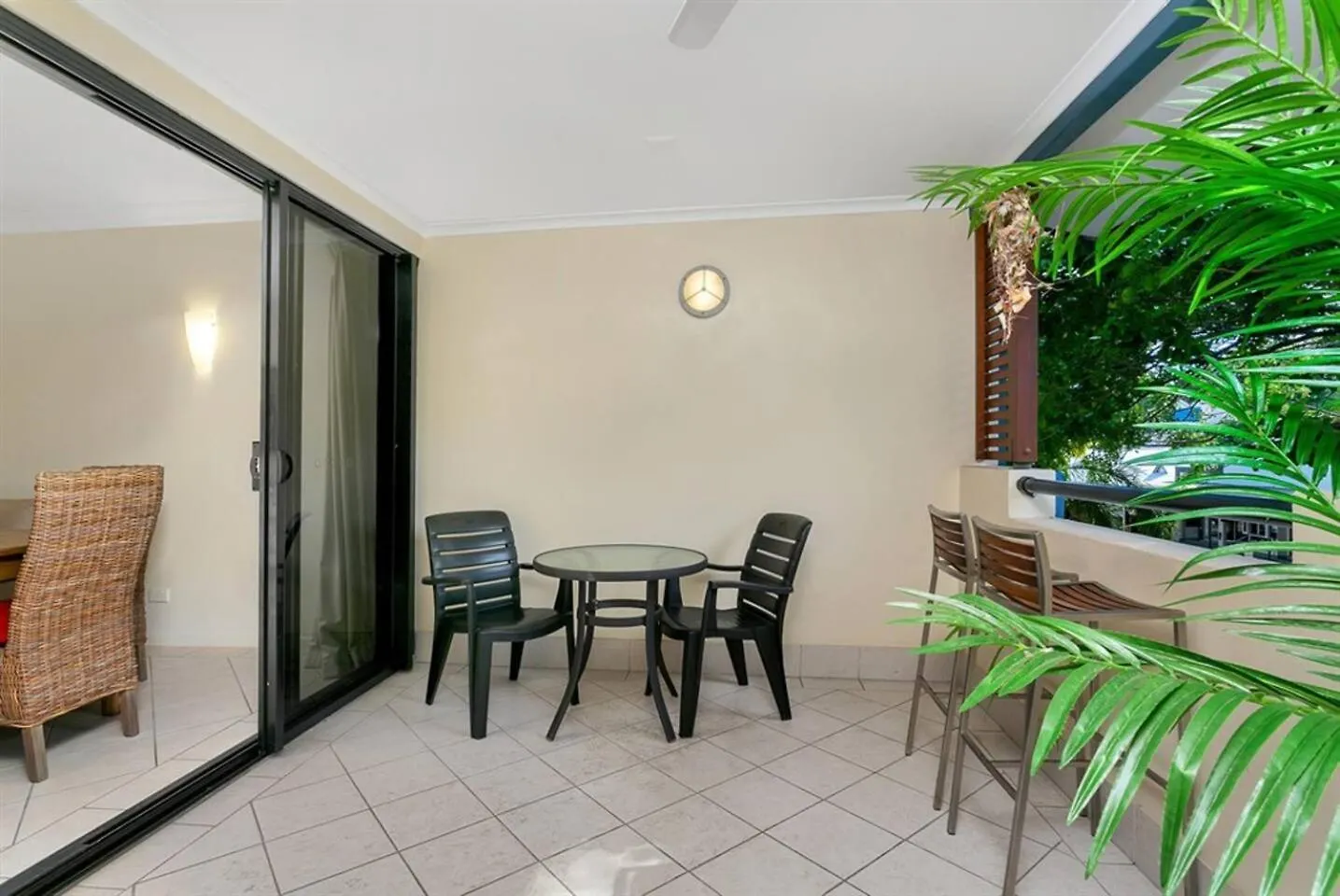 Escape For Two - A Boutique Tropical Treasure Apartment Port Douglas